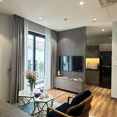 Luxe Paradise Suites Hotel To Ngoc Van Hanoi Exterior photo